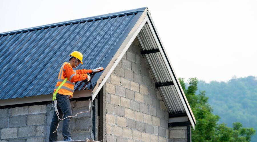 Professional residential roofers in Bay Port, MI